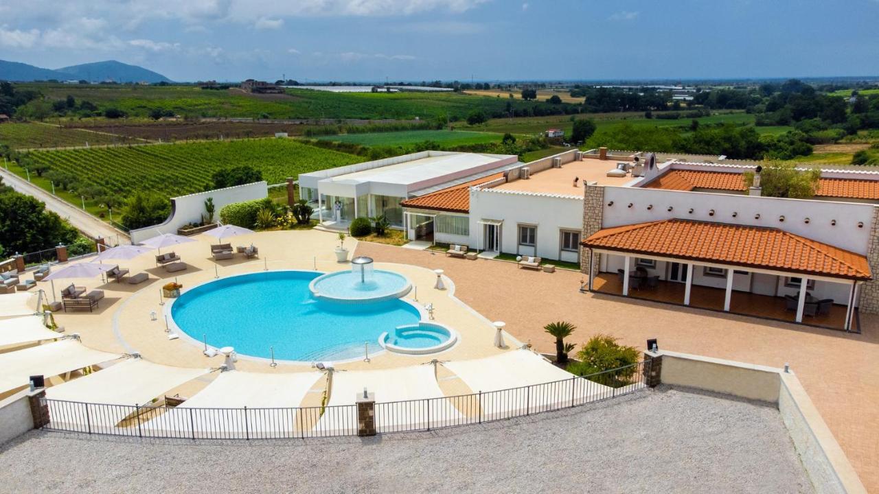 Tenuta Amalthea Villa Sessa Aurunca Exteriör bild